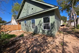 201 W Cherry St, Nocona, TX 76255 - Photo 5