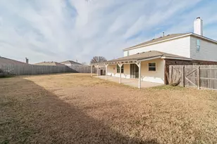 1017 Blue Jay Ln, Sherman, TX 75092 - Photo 7
