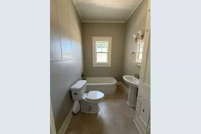 1821 Lamar Avenue, Paris, TX 75460 - Photo 11