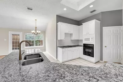 9817 Belfort Drive, Frisco, TX 75035 - Photo 17