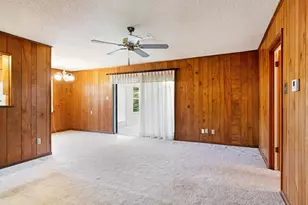 108 W Cunningham St, Bonham, TX 75418 - Photo 7