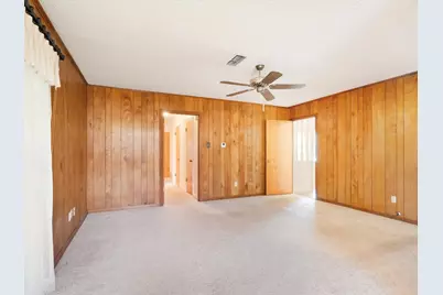 108 W Cunningham Street, Bonham, TX 75418 - Photo 9