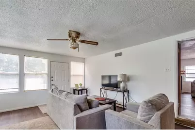 2002 Winthrop Street, Irving, TX 75061 - Photo 7