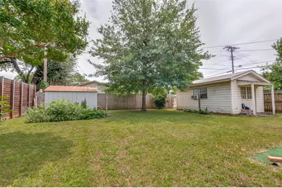 2002 Winthrop Street, Irving, TX 75061 - Photo 11