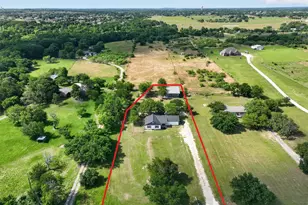 1301 County Rd 705, Joshua, TX 76058 - Photo 39