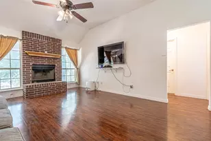 4427 Hunters Glen Ct, Granbury, TX 76048 - Photo 7