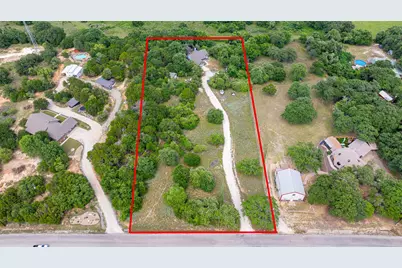 4427 Hunters Glen Court, Granbury, TX 76048 - Photo 3