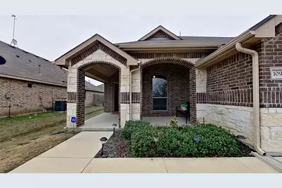 109 N Henrietta Street, Ferris, TX 75125 - Photo 3