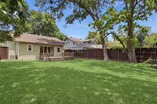 4626 Sycamore St, Dallas, TX 75204 - Photo 27