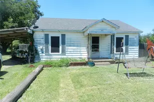 402 S Ave D, Olney, TX 76374 - Photo 3