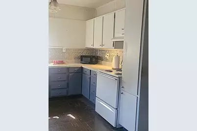 402 S Avenue D, Olney, TX 76374 - Photo 11
