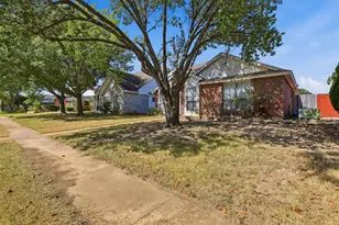 508 Sims Dr, Cedar Hill, TX 75104 - Photo 3