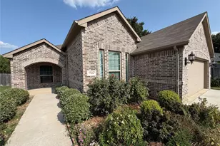 7924 Buttonwood Dr, Fort Worth, TX 76137 - Photo 1