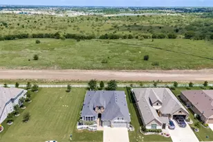12424 Blue Granite Dr, Denton, TX 76207 - Photo 35
