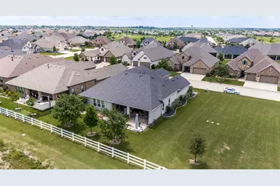 12424 Blue Granite Drive, Denton, TX 76207 - Photo 37