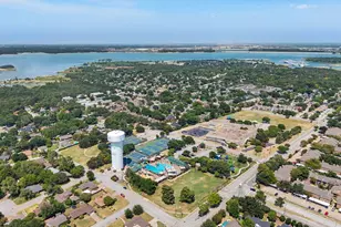 2304 Dove Meadow Ct, Grapevine, TX 76051 - Photo 33