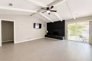3709 Ashford Ave, Fort Worth, TX 76133 - Photo 3