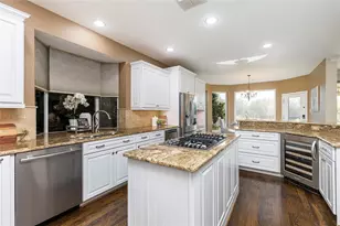 6809 Cedar Ridge Ct, Plano, TX 75093 - Photo 5
