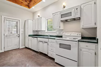 1008 W 10th Street, Bonham, TX 75418 - Photo 13
