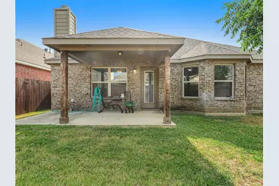 1916 Gayla Creek Drive, Little Elm, TX 75068 - Photo 33