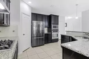 1916 Gayla Creek Dr, Little Elm, TX 75068 - Photo 11