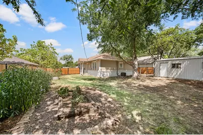 607 N Church Street, Pilot Point, TX 76258 - Photo 23