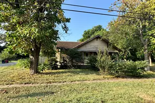1201 Market St W, Honey Grove, TX 75446 - Photo 5