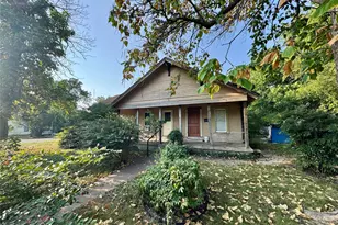 1201 Market St W, Honey Grove, TX 75446 - Photo 1