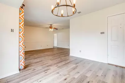 828 Lynne Lane, Burleson, TX 76028 - Photo 15