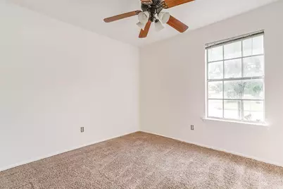 828 Lynne Lane, Burleson, TX 76028 - Photo 5