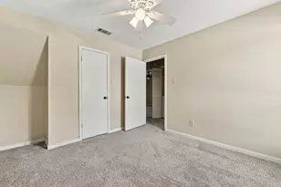 2103 Friendly Dr, Arlington, TX 76011 - Photo 25