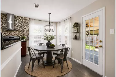 2016 Cardinal Lane, Lewisville, TX 75077 - Photo 9
