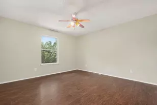2016 Cardinal Ln, Lewisville, TX 75077 - Photo 27
