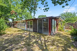1932 Pilgrim Dr, Irving, TX 75061 - Photo 33
