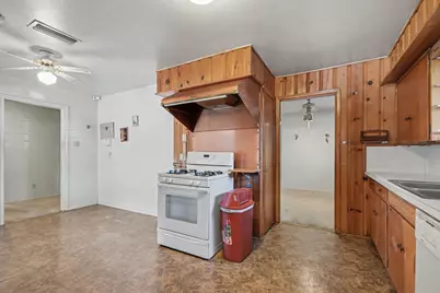 1932 Pilgrim Drive, Irving, TX 75061 - Photo 17