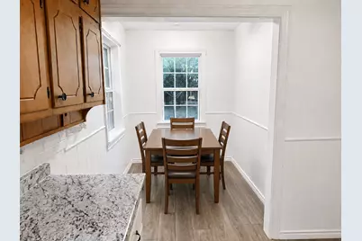 1100 W Waggoman Street, Fort Worth, TX 76110 - Photo 17