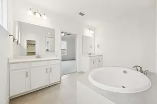 11133 Roxburgh Rd, Fort Worth, TX 76052 - Photo 13