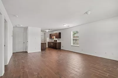 1255 E Davis Avenue, Fort Worth, TX 76104 - Photo 7