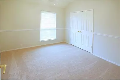 10408 Ambergate Lane, Frisco, TX 75035 - Photo 9