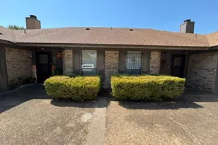 4517 Tall Meadow Ln, Fort Worth, TX 76133 - Photo 3