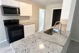 1325 Florentine Dr, Fort Worth, TX 76134 - Photo 5