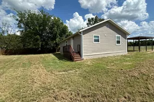 475 Locust St, Point, TX 75472 - Photo 3