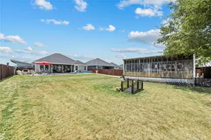 225 Swan Lake, Waco, TX 76708 - Photo 23