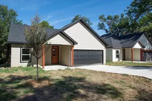 212 Holiday Dr, Gun Barrel City, TX 75156 - Photo 1