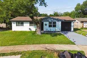 2818 Lowell Dr, Irving, TX 75062 - Photo 29