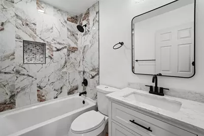2818 Lowell Drive, Irving, TX 75062 - Photo 17