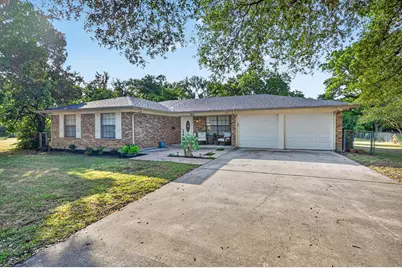 312 E Miller Street, Burleson, TX 76028 - Photo 7