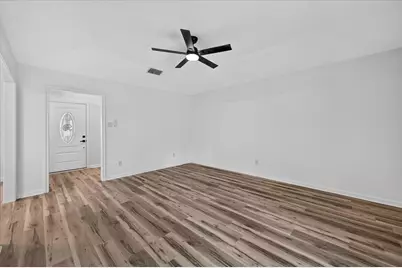 312 E Miller Street, Burleson, TX 76028 - Photo 11