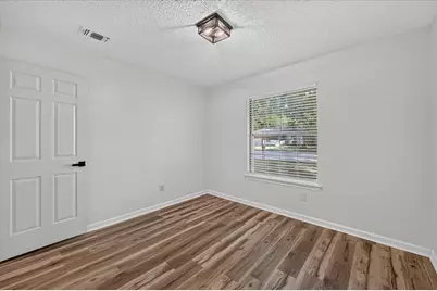 312 E Miller Street, Burleson, TX 76028 - Photo 25