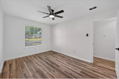 312 E Miller Street, Burleson, TX 76028 - Photo 29